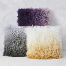 โหลดรูปภาพลงในเครื่องมือใช้ดูของ Gallery Ombre Mongolian Pillow 22"