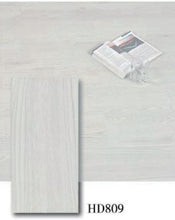 โหลดรูปภาพลงในเครื่องมือใช้ดูของ Gallery RTS & SPC Flooring Color: HD809
