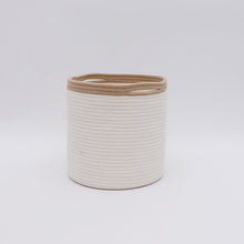 โหลดรูปภาพลงในเครื่องมือใช้ดูของ Gallery Cotton Rope Basket : CRB00001
