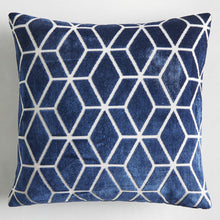 Load image into Gallery viewer, Lyon Pillow 22&quot;
