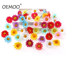 Load image into Gallery viewer, 100PC/lot  2.5cm Mini Daisy Decorative Flower Artificial Silk Flowers Party Wedding Decoration Home Decor(without stem) Cheaper
