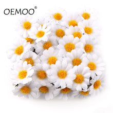 Load image into Gallery viewer, 100PC/lot  2.5cm Mini Daisy Decorative Flower Artificial Silk Flowers Party Wedding Decoration Home Decor(without stem) Cheaper
