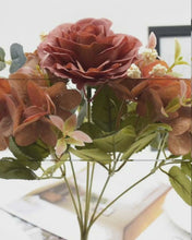 โหลดและเล่นวิดีโอในเครื่องมือดูของแกลเลอรี Single bundle Artificial flowers peony hydrangea flower wedding christmas decorations for home diy living room decor arrangement
